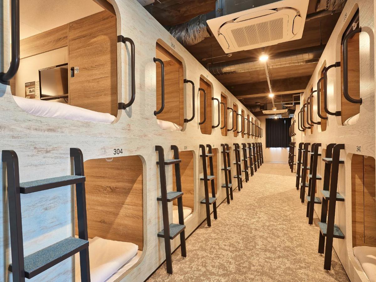 Cabin&Hotel Retime Naha Bagian luar foto