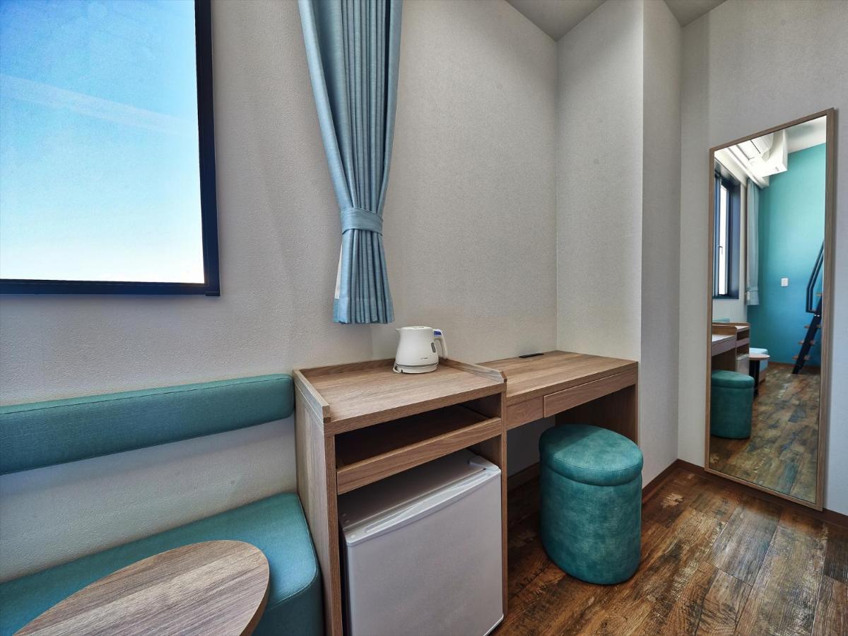 Cabin&Hotel Retime Naha Bagian luar foto